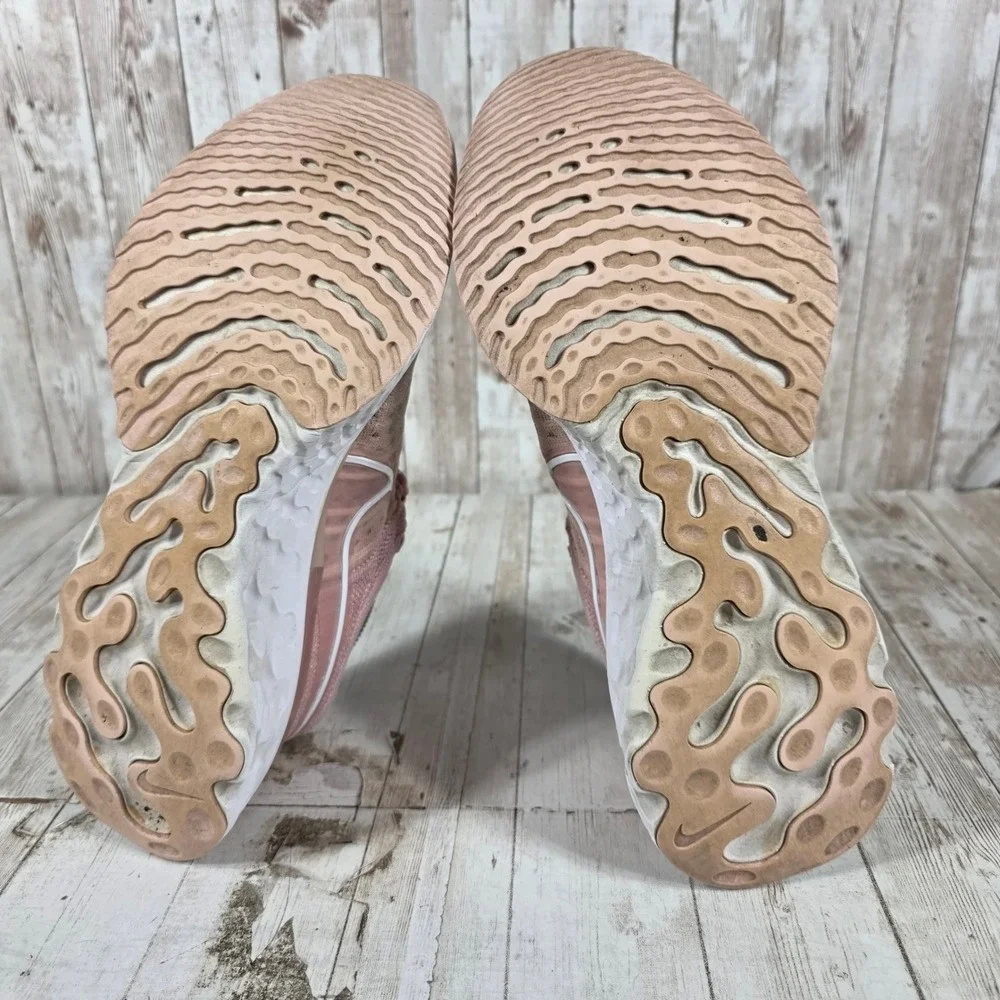 Nike secure root